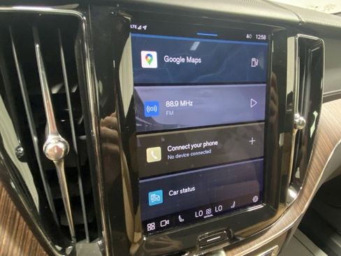 Certified 2022 Volvo XC60 B6 Inscription w/ Advanced Package image 16