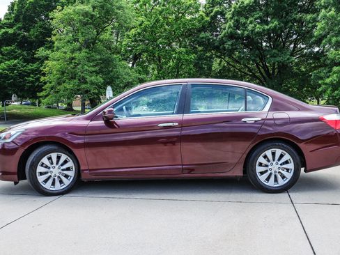 Used 2013 Honda Accord EX image 4