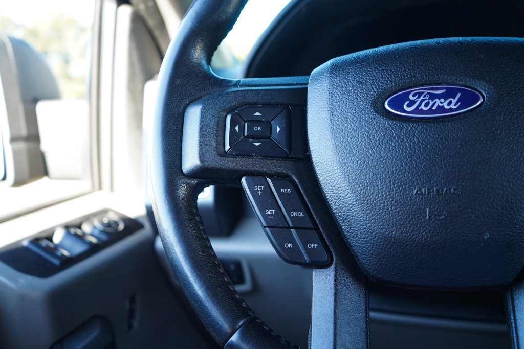 Used 2018 Ford F150 XLT w/ Equipment Group 302A Luxury AWD/4WD image 32