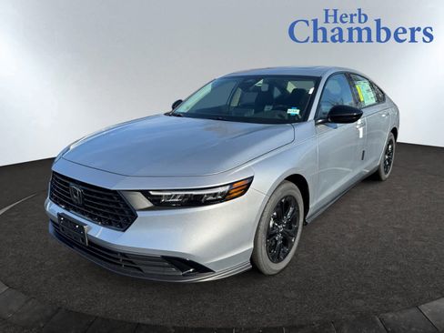 New 2025 Honda Accord SE image 10