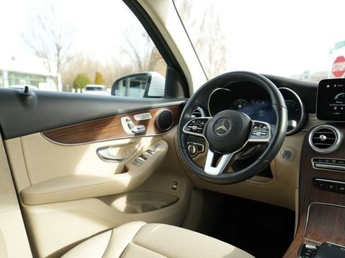 Certified 2022 Mercedes-Benz GLC 300 4MATIC w/ Multimedia Package Lite image 24