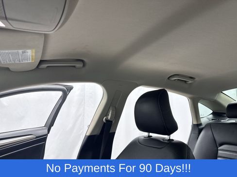 Used 2018 Ford Fusion SE w/ Fusion SE Technology Package image 23