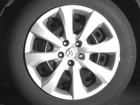 Used 2025 Toyota Corolla LE FWD image 12