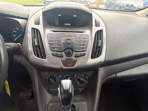 Used 2018 Ford Transit Connect XLT FWD image 12