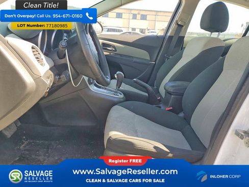 Used 2011 Chevrolet Cruze LS image 9