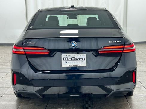 Used 2026 BMW 550e xDrive AWD/4WD image 4