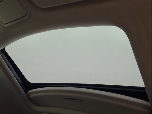 Used 2016 Honda Odyssey Touring Elite image 15