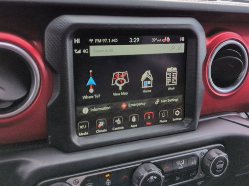 Used 2020 Jeep Wrangler Unlimited Rubicon w/ Uconnect 4C Nav & Sound Group AWD/4WD image 34