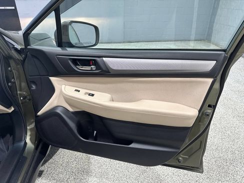 Used 2019 Subaru Outback 2.5i Premium AWD/4WD image 21