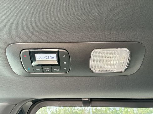 Used 2025 Honda Odyssey Sport-L image 21