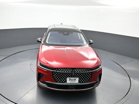 Used 2025 Lincoln Nautilus Reserve image 38