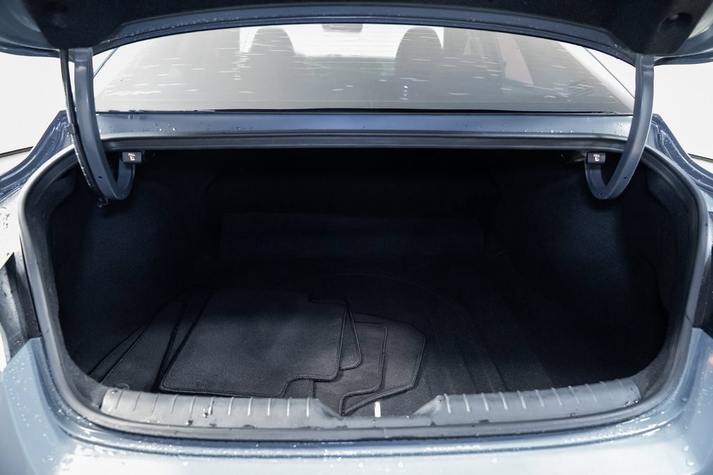 Used 2021 Hyundai Elantra Blue FWD image 37