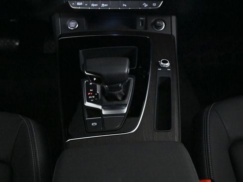 Used 2023 Audi Q5 2.0T Premium w/ Convenience Package AWD/4WD image 14