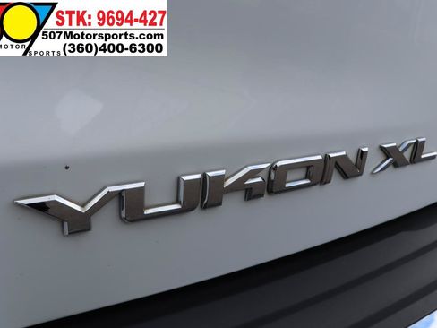 Used 2016 GMC Yukon XL Denali w/ Open Road Package AWD/4WD image 30