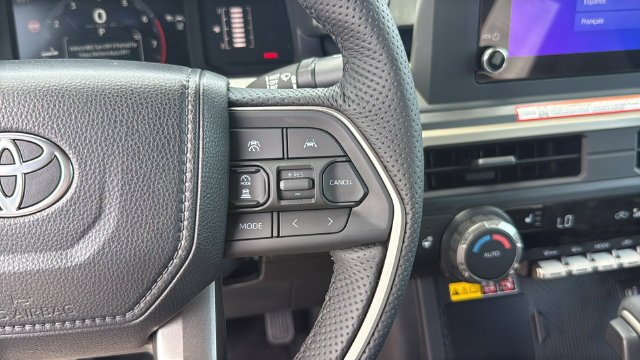 Used 2025 Toyota Tacoma SR5 AWD/4WD image 20