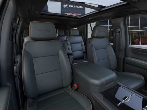 New 2026 GMC Yukon AT4 AWD/4WD image 16