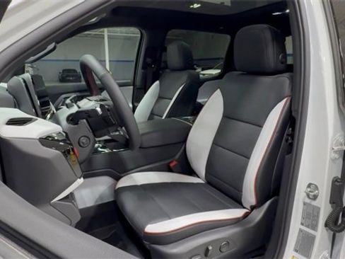 New 2025 Chevrolet Silverado EV RST image 13