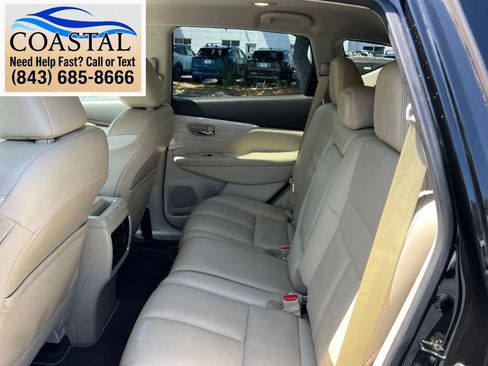Used 2018 Nissan Murano SL FWD image 16