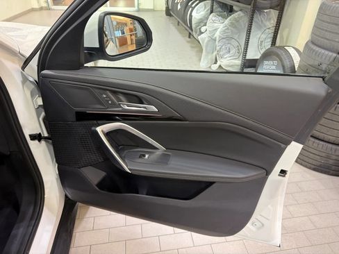 Certified 2025 BMW X2 xDrive28i w/ Convenience Package AWD/4WD image 13