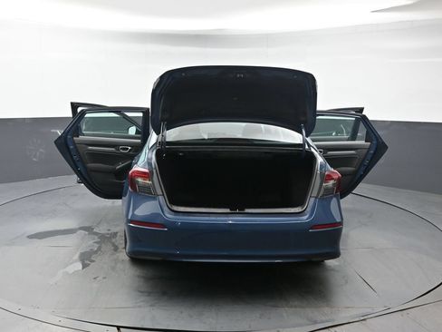 Used 2025 Honda Civic LX image 45