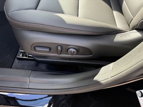 New 2026 Chevrolet Trax RS image 20