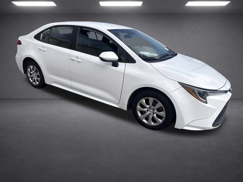 Used 2024 Toyota Corolla LE FWD image 15