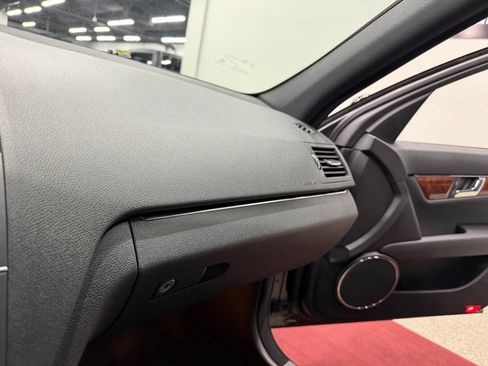 Used 2011 Mercedes-Benz C 300 4MATIC Sedan image 48