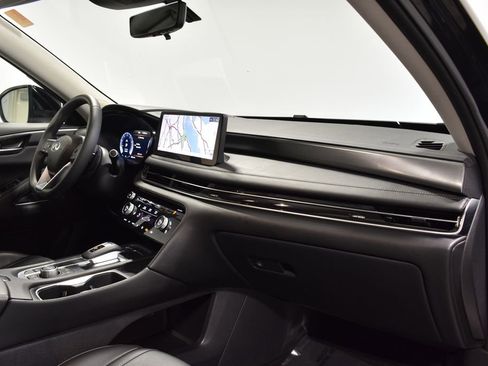 Certified 2025 INFINITI QX60 Luxe w/ Vision Package image 32