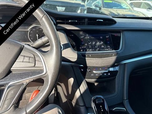 Certified 2024 Cadillac XT5 Premium Luxury AWD/4WD image 9
