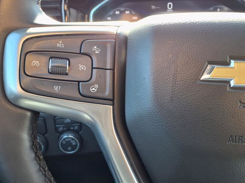 Used 2025 Chevrolet Silverado 1500 LT image 12