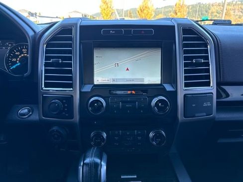 Used 2016 Ford F150 Platinum image 24