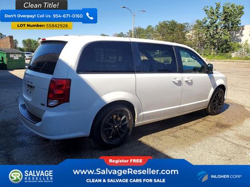 Used 2019 Dodge Grand Caravan SE FWD image 4