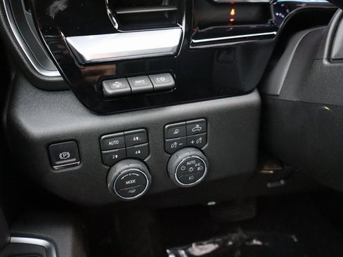 New 2026 Chevrolet Silverado 3500 High Country w/ Technology Package image 14