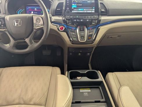Used 2023 Honda Odyssey Elite image 26