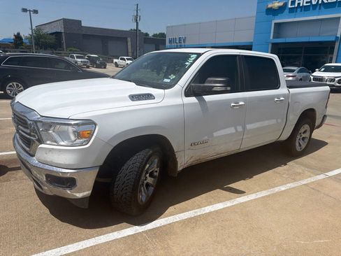 Used 2019 RAM 1500 Big Horn RWD image 2