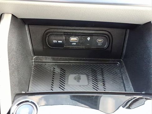 Used 2025 Kia Sportage EX image 20