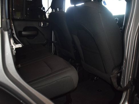 Used 2020 Jeep Wrangler Unlimited Sport AWD/4WD image 34