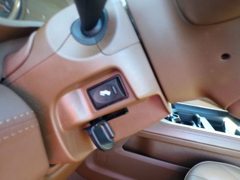 Used 2024 RAM 3500 Limited image 15