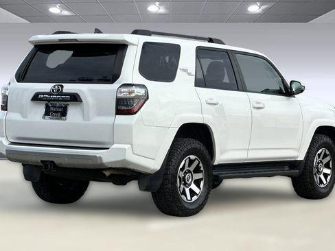 Used 2022 Toyota 4Runner TRD Off-Road Premium image 8