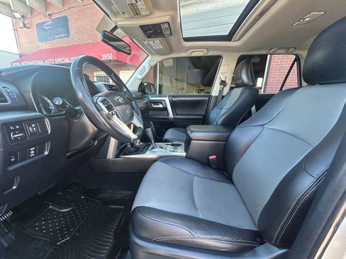 Used 2014 Toyota 4Runner SR5 Premium image 11