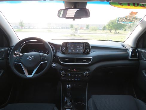 Used 2019 Hyundai Tucson Value image 11