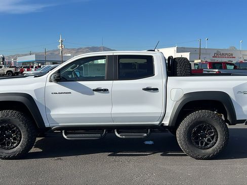 New 2026 Chevrolet Colorado ZR2 w/ ZR2 Bison Edition image 9