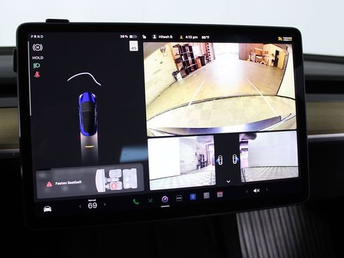 Used 2022 Tesla Model 3 Standard Range image 16