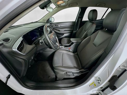 Used 2025 Buick Encore GX Preferred FWD image 13