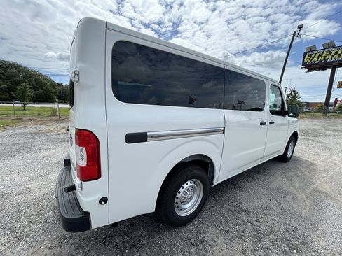 Used 2018 Nissan NV 3500 S RWD image 5