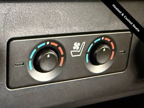 Used 2023 Toyota 4Runner Limited image 23