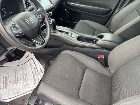 Used 2022 Honda HR-V EX image 11