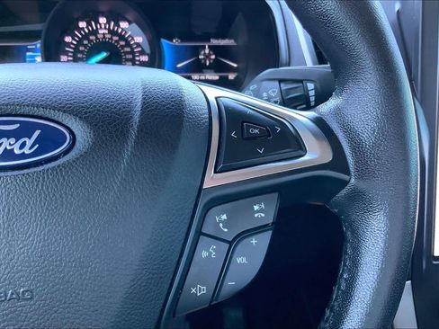 Used 2022 Ford Edge SEL AWD/4WD image 25