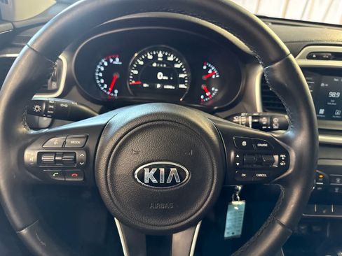 Used 2017 Kia Sorento AWD w/ LX V6 Convenience Package image 24