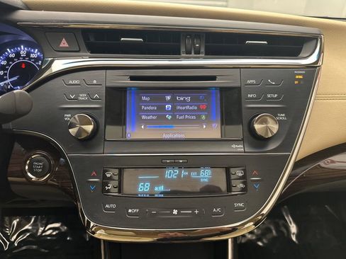 Used 2014 Toyota Avalon XLE Touring FWD image 19